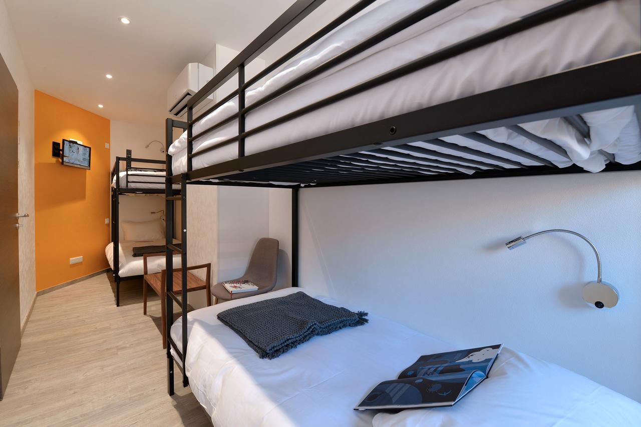 Les Suites Du Cygne Colmar Bilik gambar
